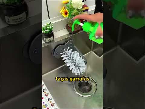 Vídeo ilustrativo de escova de limpeza de copos com ventosas. Modelo equivalente: aparência, medidas e acessórios podem variar. Confira as características e os itens inclusos na descrição.